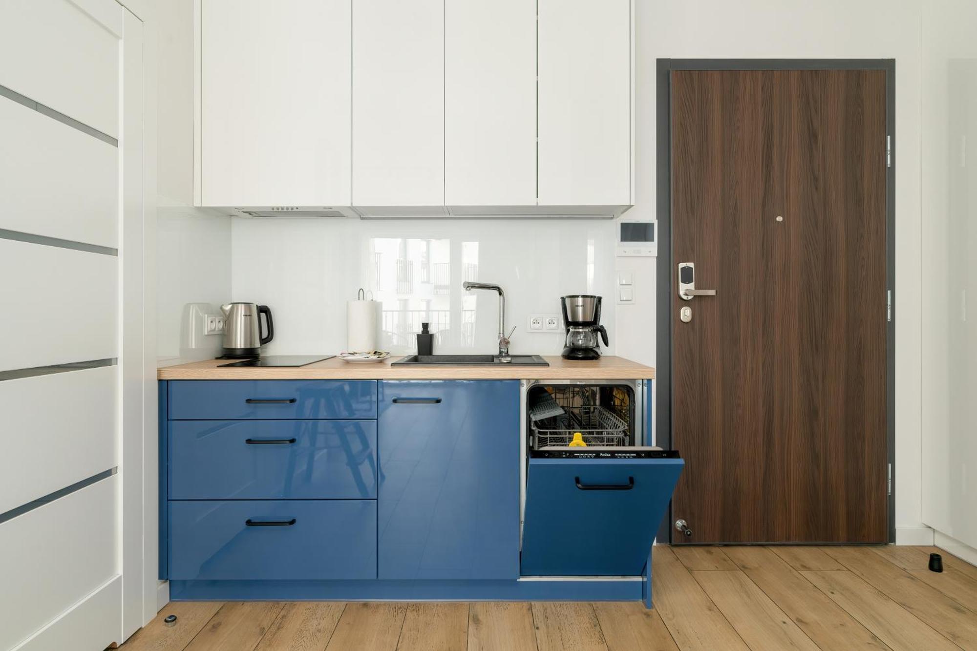 Stylish & Comfy Garbary Apartments With Parking By Noclegi Renters พอซนาน ภายนอก รูปภาพ