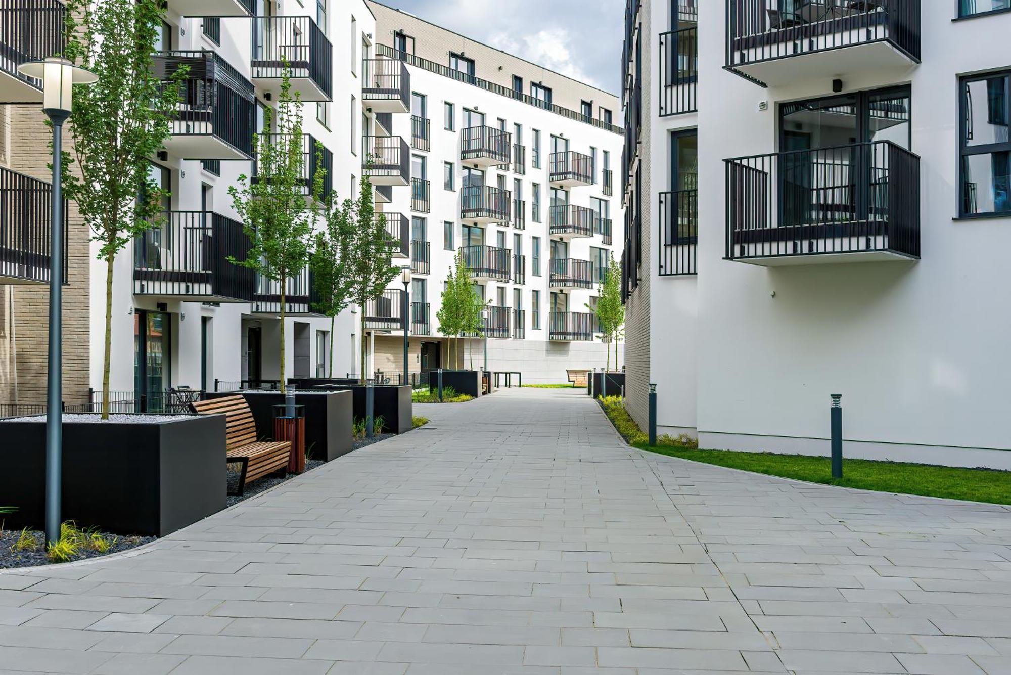 Stylish & Comfy Garbary Apartments With Parking By Noclegi Renters พอซนาน ภายนอก รูปภาพ