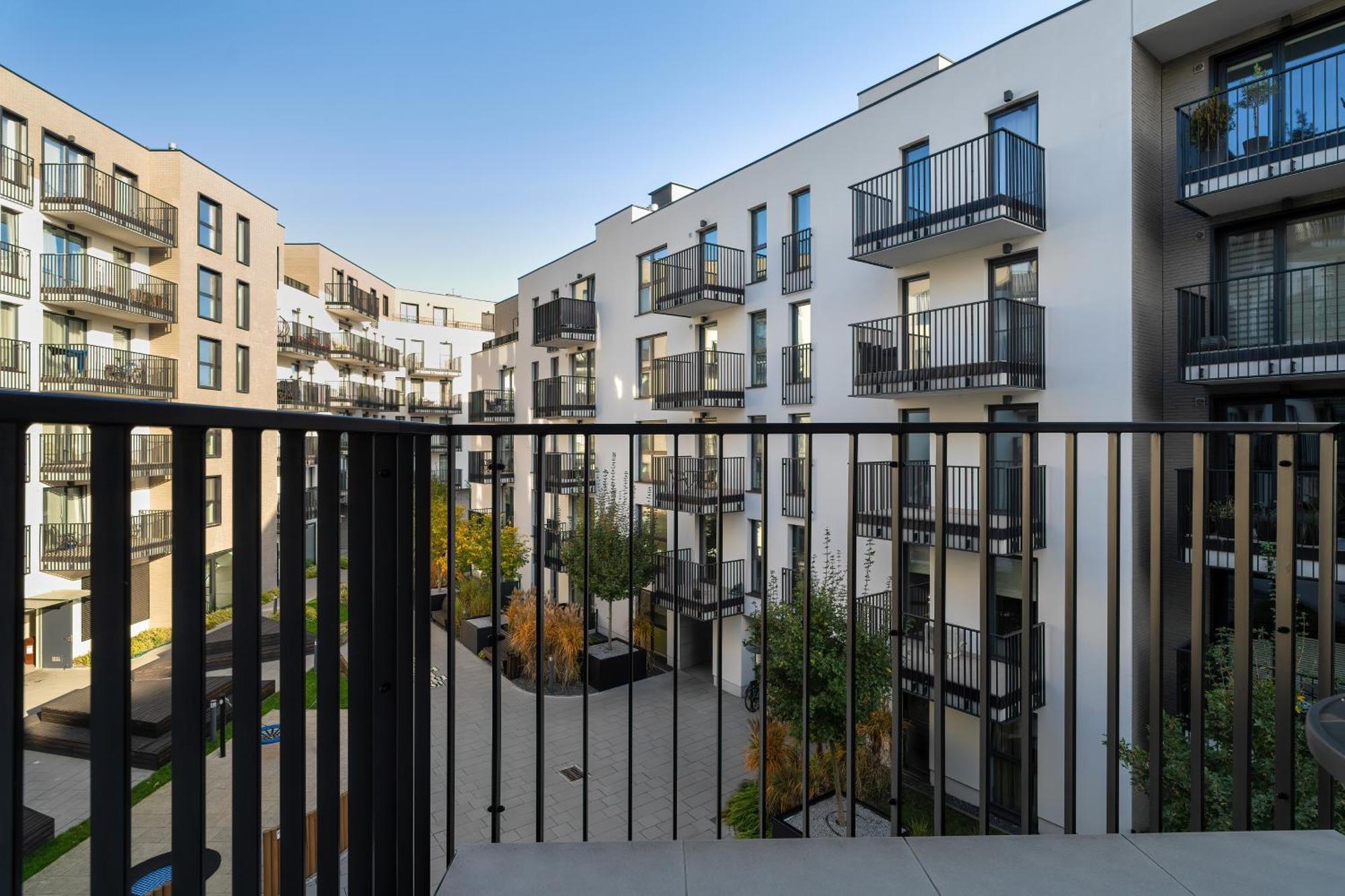 Stylish & Comfy Garbary Apartments With Parking By Noclegi Renters พอซนาน ภายนอก รูปภาพ